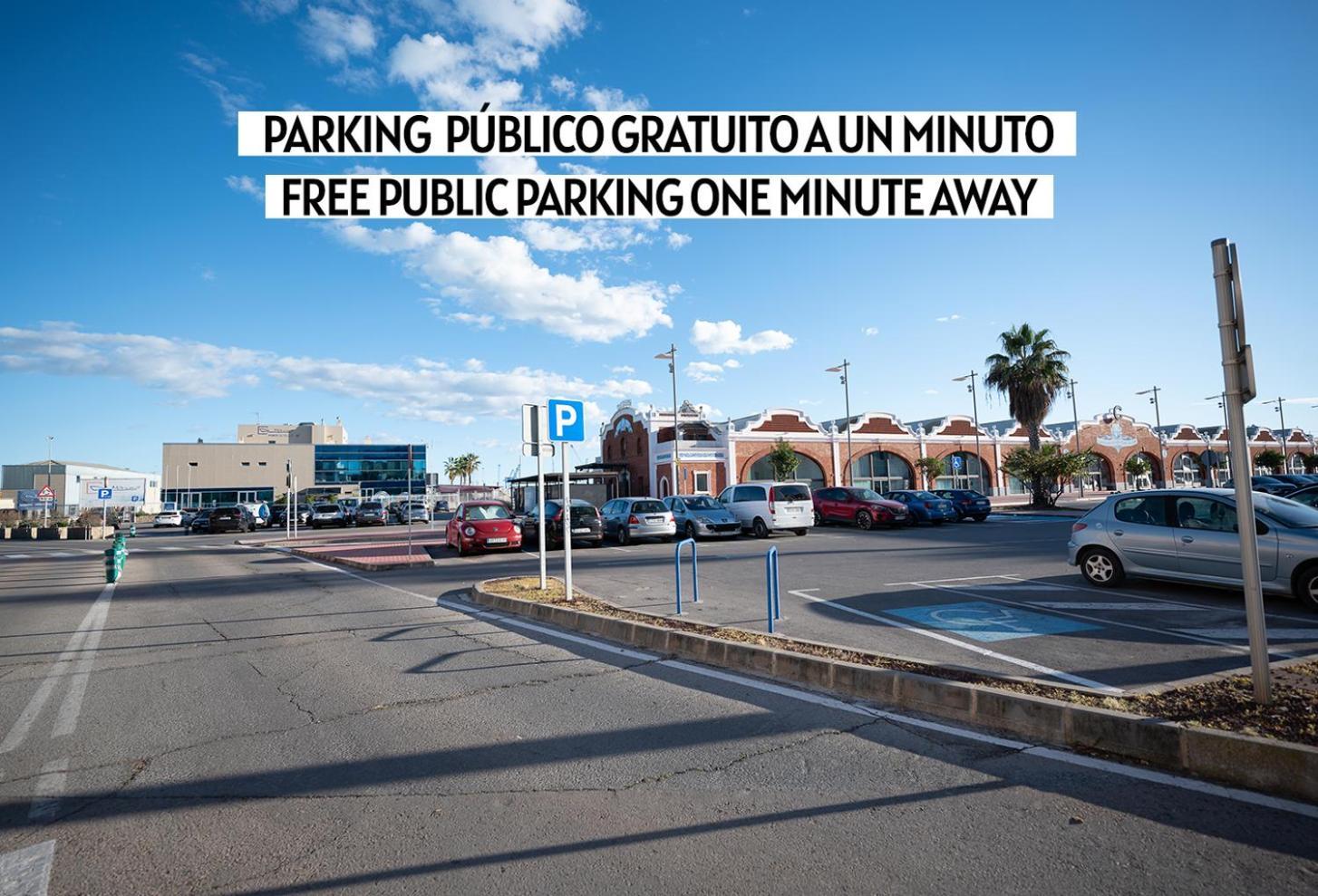 Apartalux Premium Suites Grao de Castellon Exterior photo