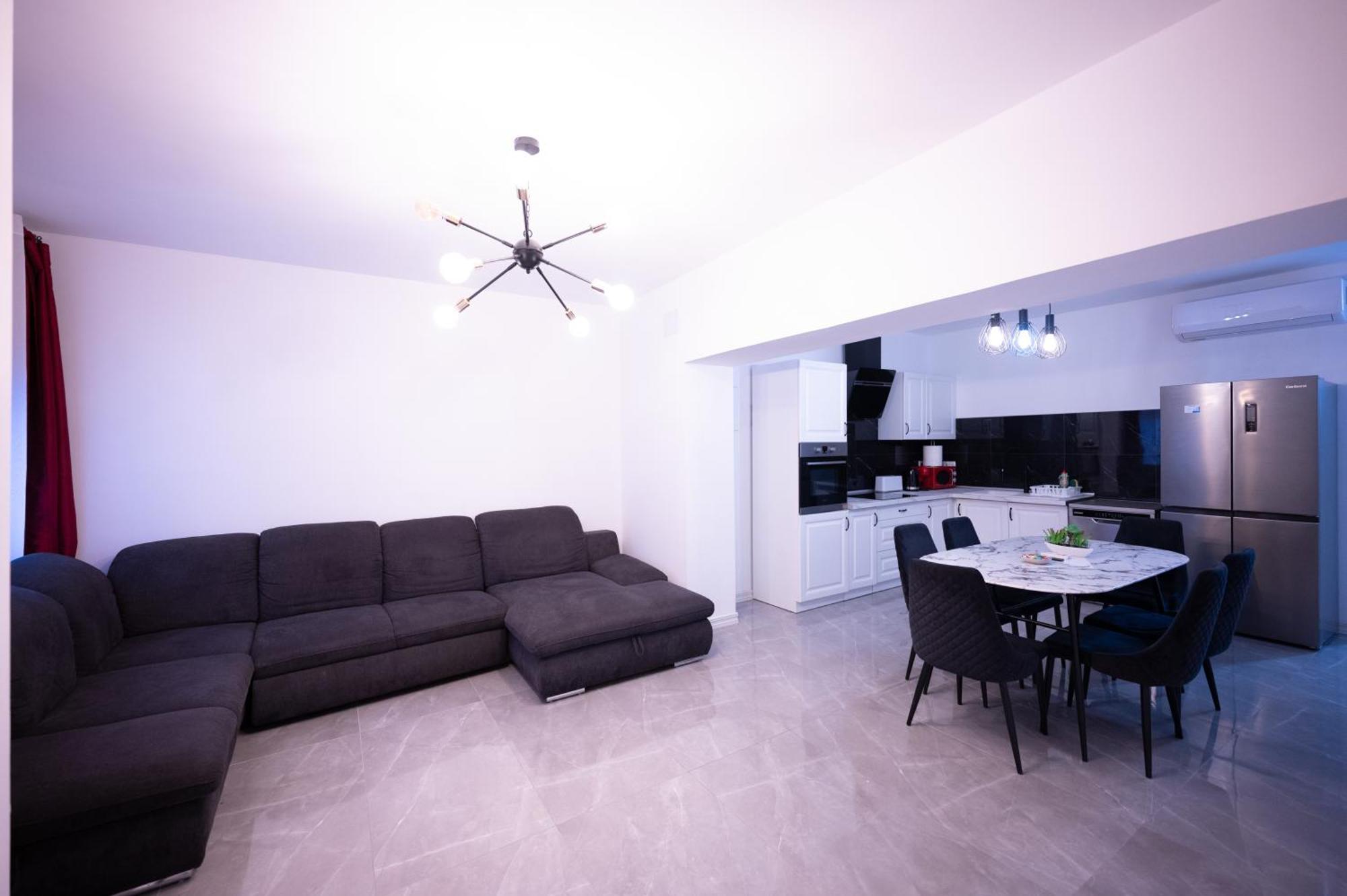 Apartalux Premium Suites Grao de Castellon Exterior photo